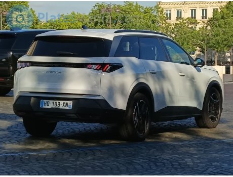 HD-189-XN, Peugeot 5008