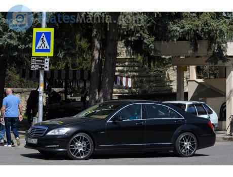 е027ук199, Mercedes-Benz S-Klasse