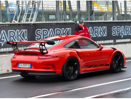 FW 899 YB, Porsche 911