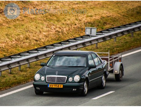 RV-958-F, Mercedes-Benz E-Klasse