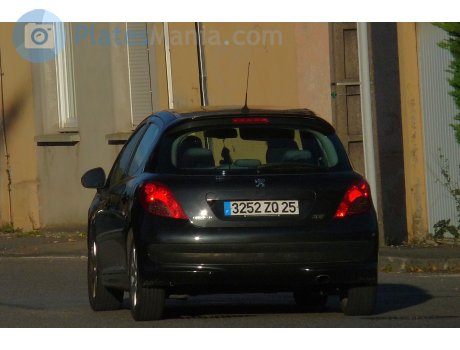 3252 ZQ 25, Peugeot 207
