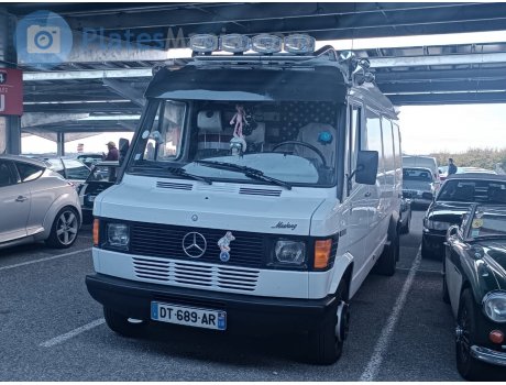 DT-689-AR, Mercedes-Benz T2