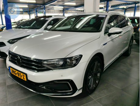 JHG-85-Z, Volkswagen Passat