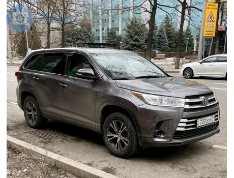 707 QOO 01, Toyota Highlander