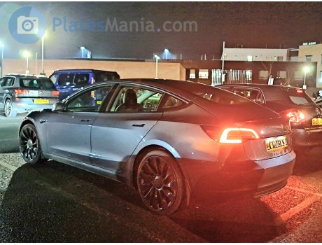 CR03 CSO, Tesla Model 3