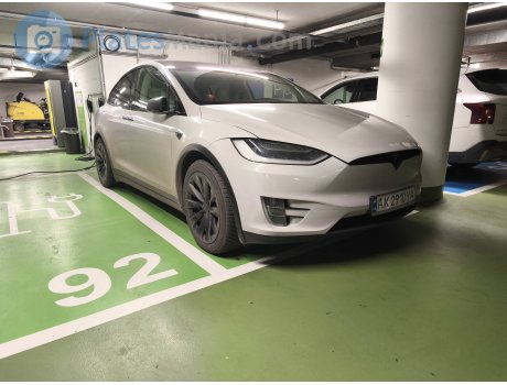 AX 2910 YA, Tesla Model X