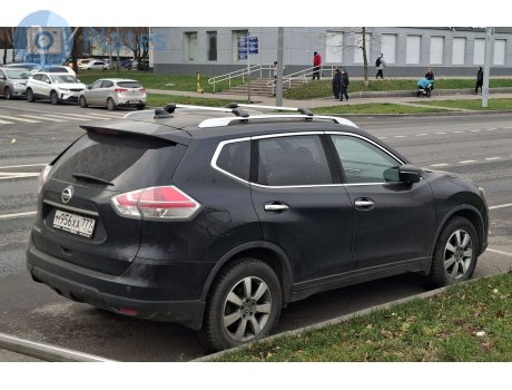 м956ха777, Nissan X-Trail