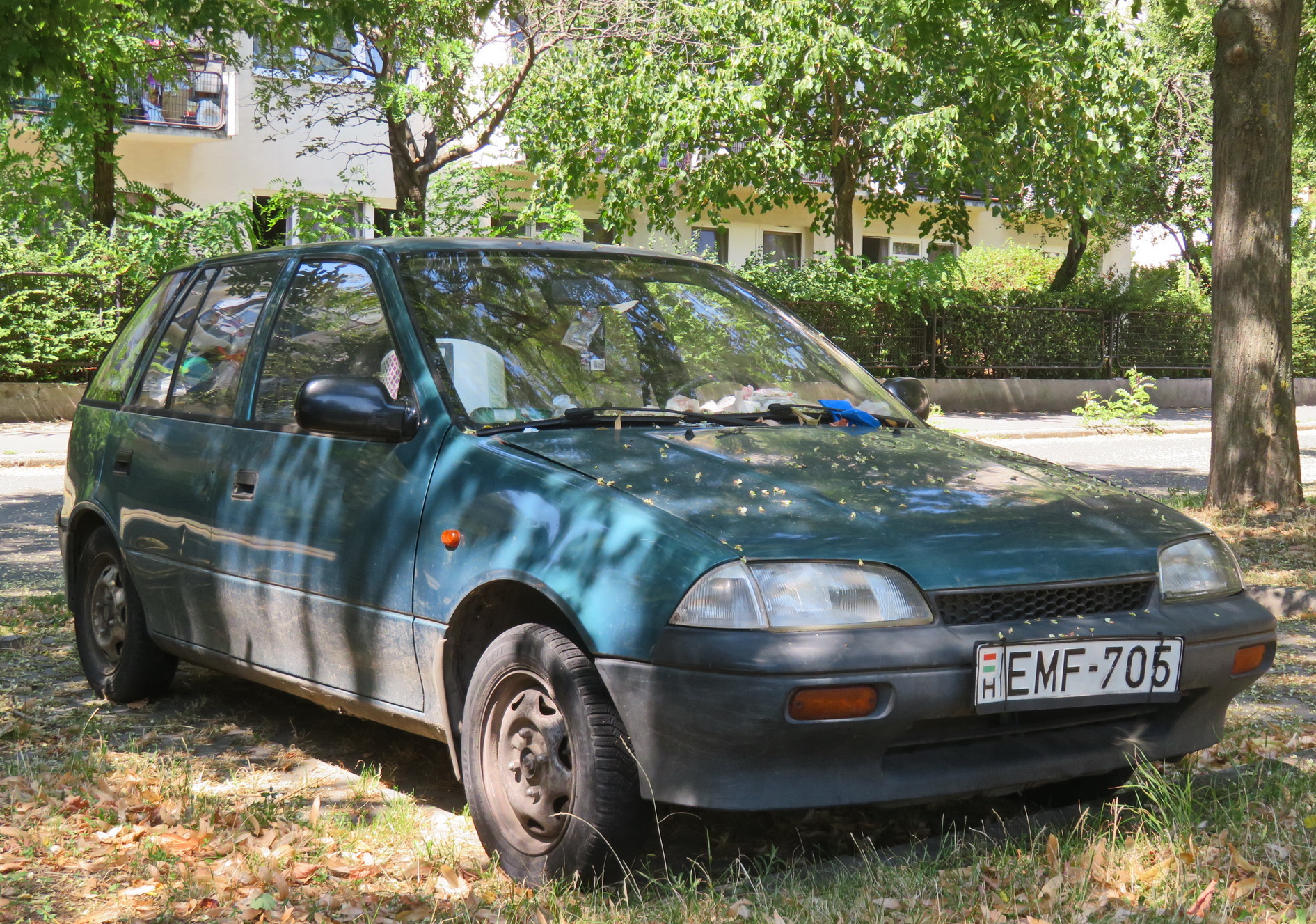 EMF-705, Suzuki Swift 2nd gen 5-door Hatch (SF), 1989–1996