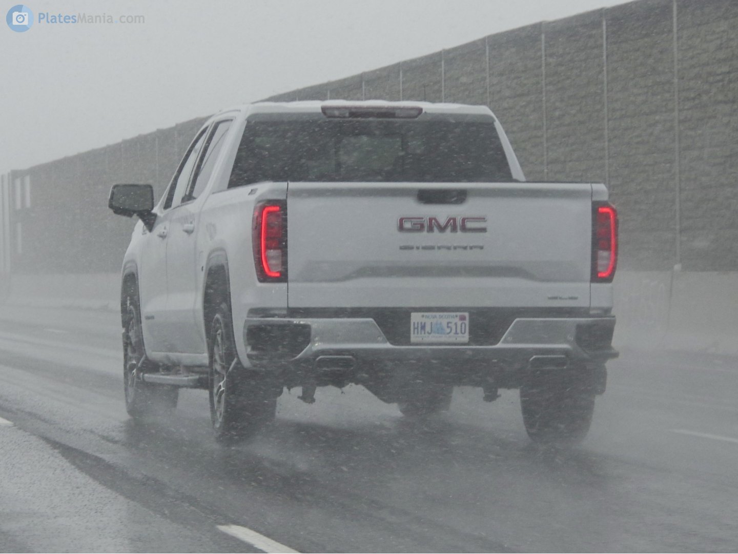 HMJ 510, GMC Sierra 5th gen (T1XX), 2018–