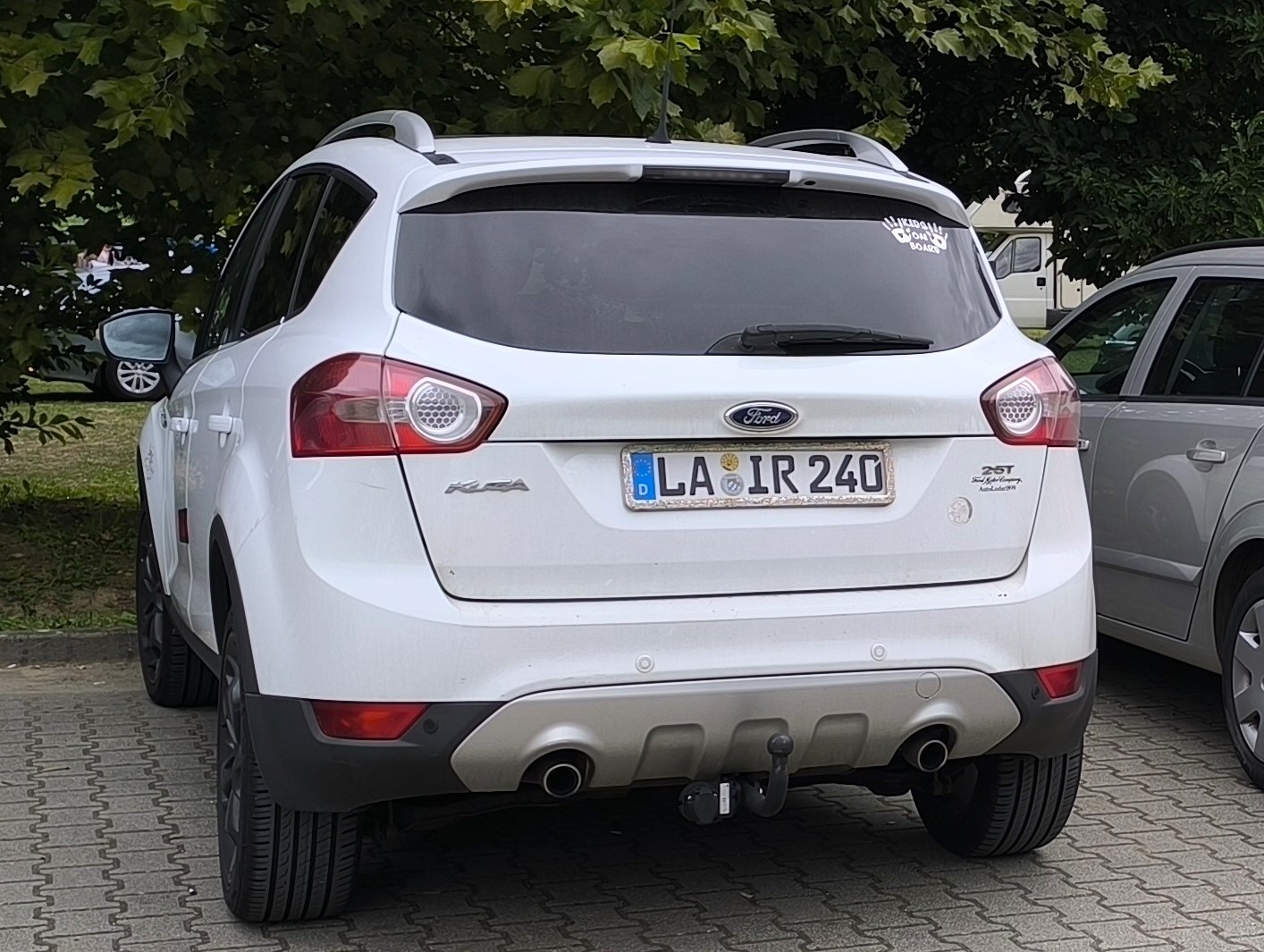 LA IR 240, Ford Kuga 1st gen (C394), 2008–2013