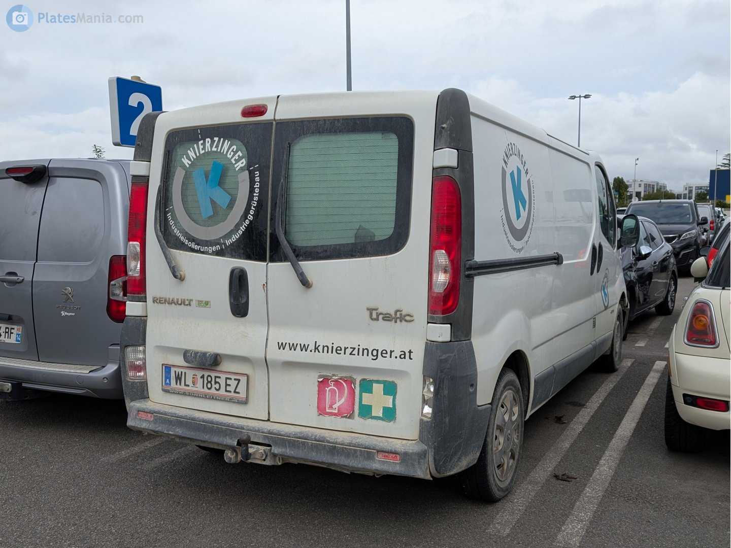 WL 185 EZ, Renault Trafic 2nd gen (X83), 2001–2014