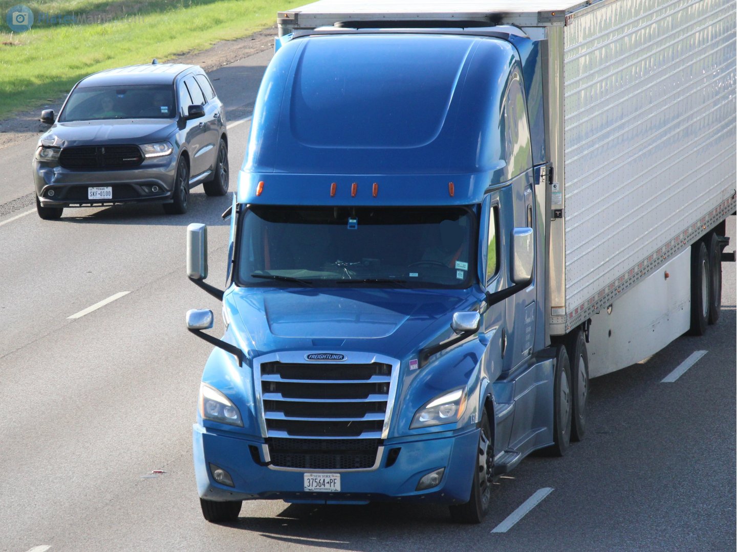 37564-PF, Freightliner Cascadia 3rd/4th gen New Cascadia (2017–)