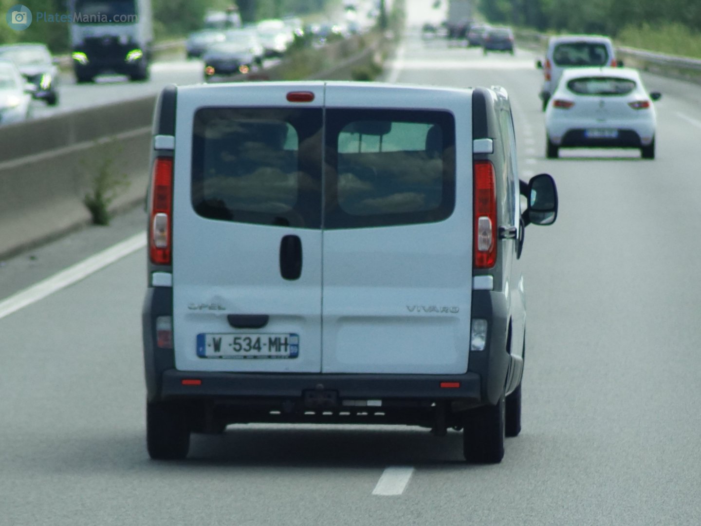 W-534-MH, Opel Vivaro 
