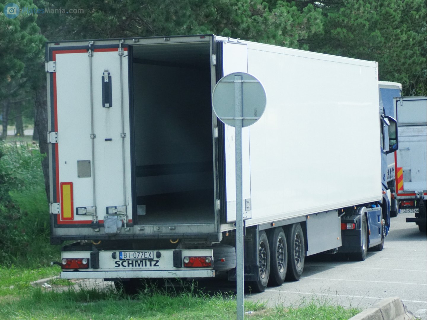 BI 077EX, Schmitz SKO 