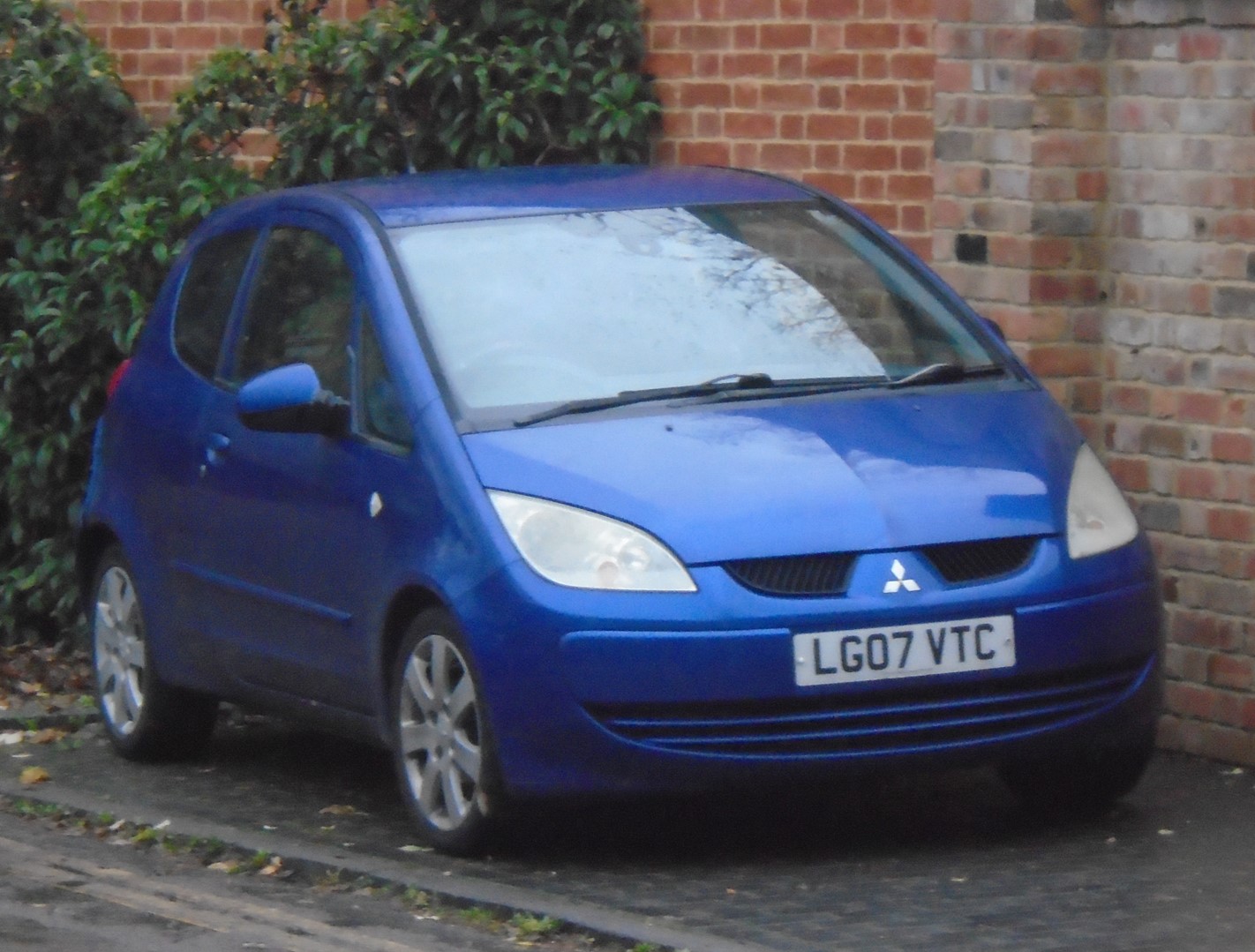 LG07VTC, Mitsubishi Colt 8th gen 3-door Hatch (Z30), 2002–2008