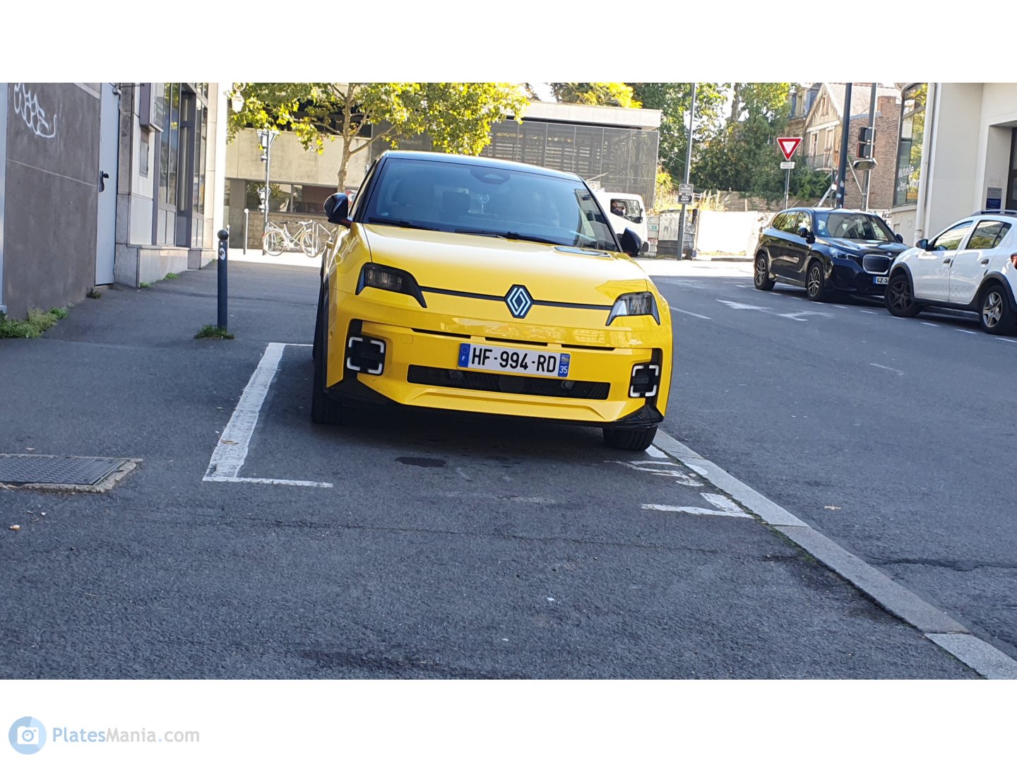 HF-994-RD, Renault 5 3rd gen E-Tech, 2024–