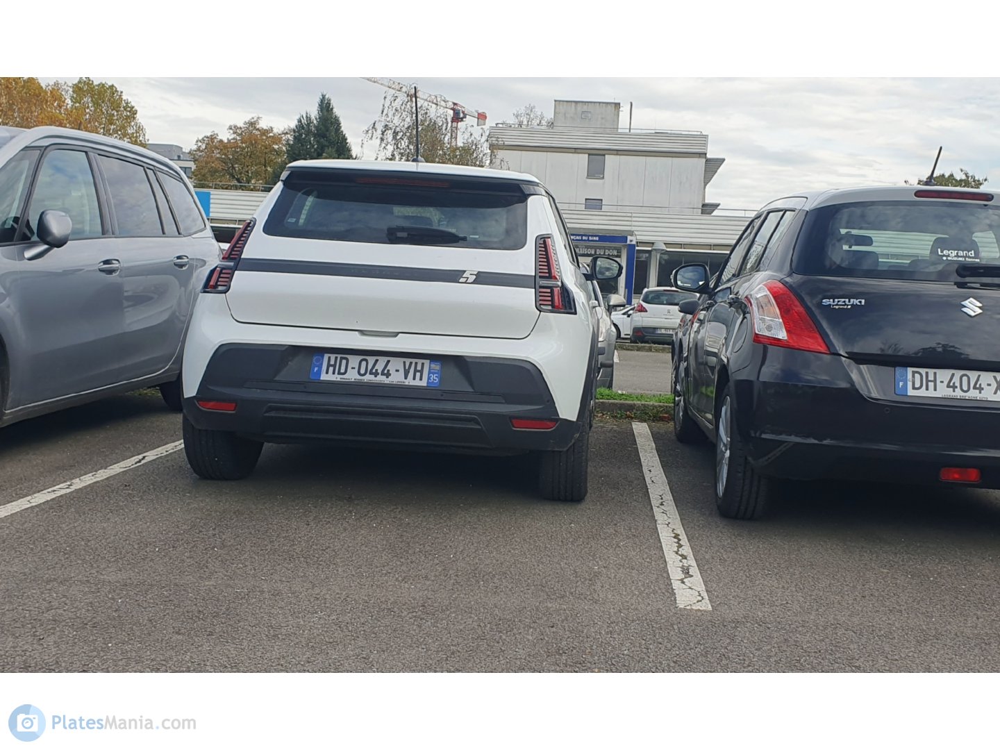 HD-044-VH, Renault 5 3rd gen E-Tech, 2024–