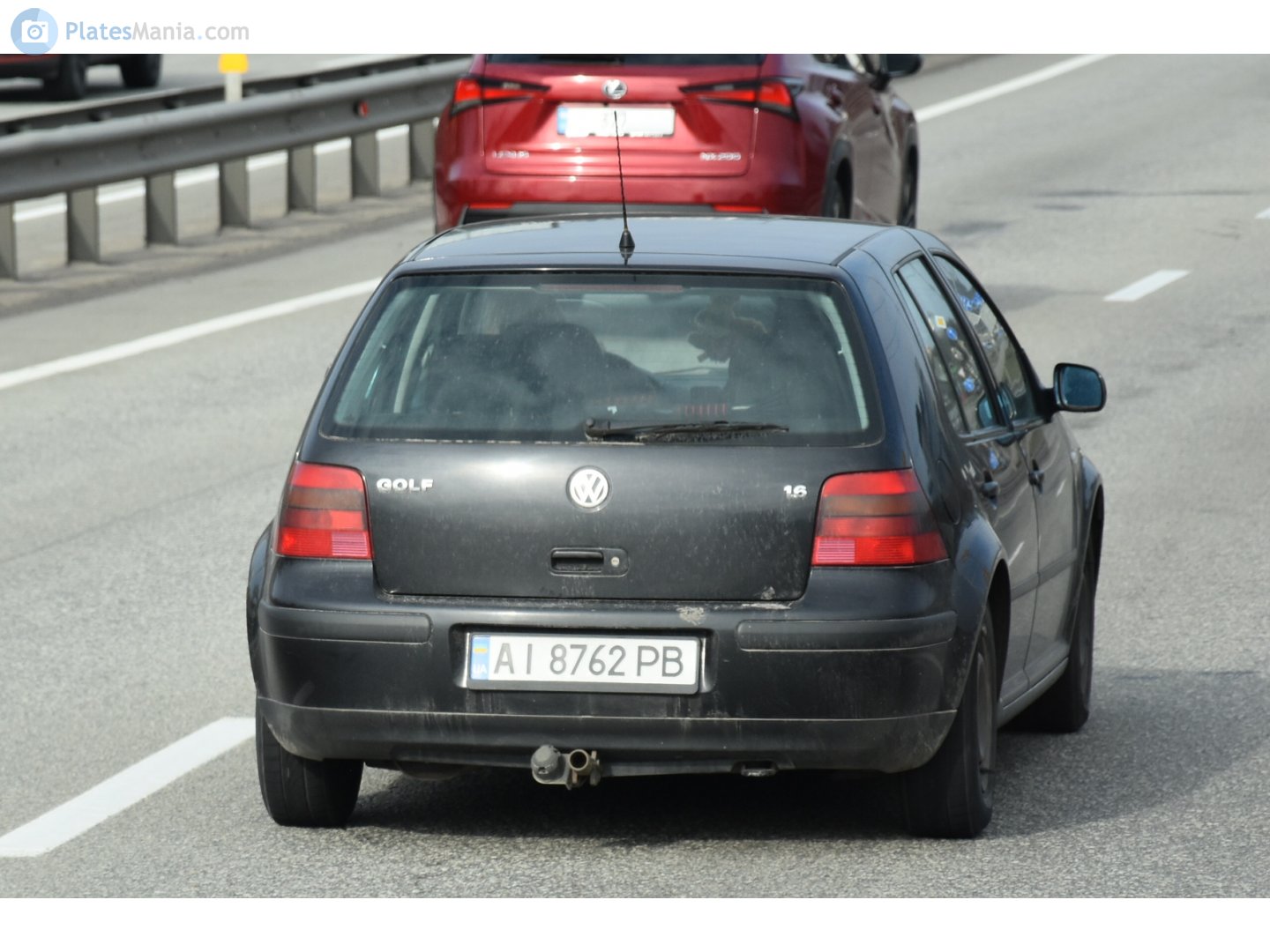 AI 8762 PB, Volkswagen Golf 