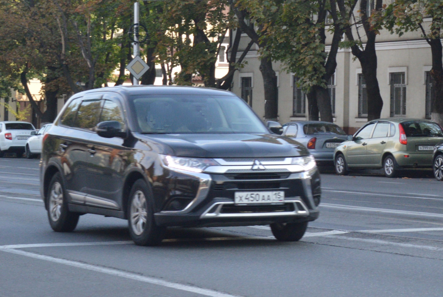 х 450 аа 15, Mitsubishi Outlander 