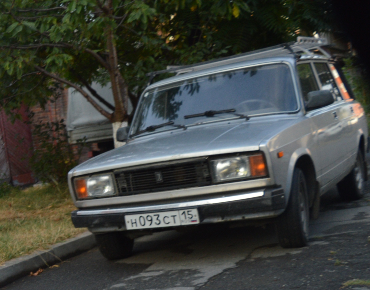 н 093 ст 15, Lada (VAZ) 2104 