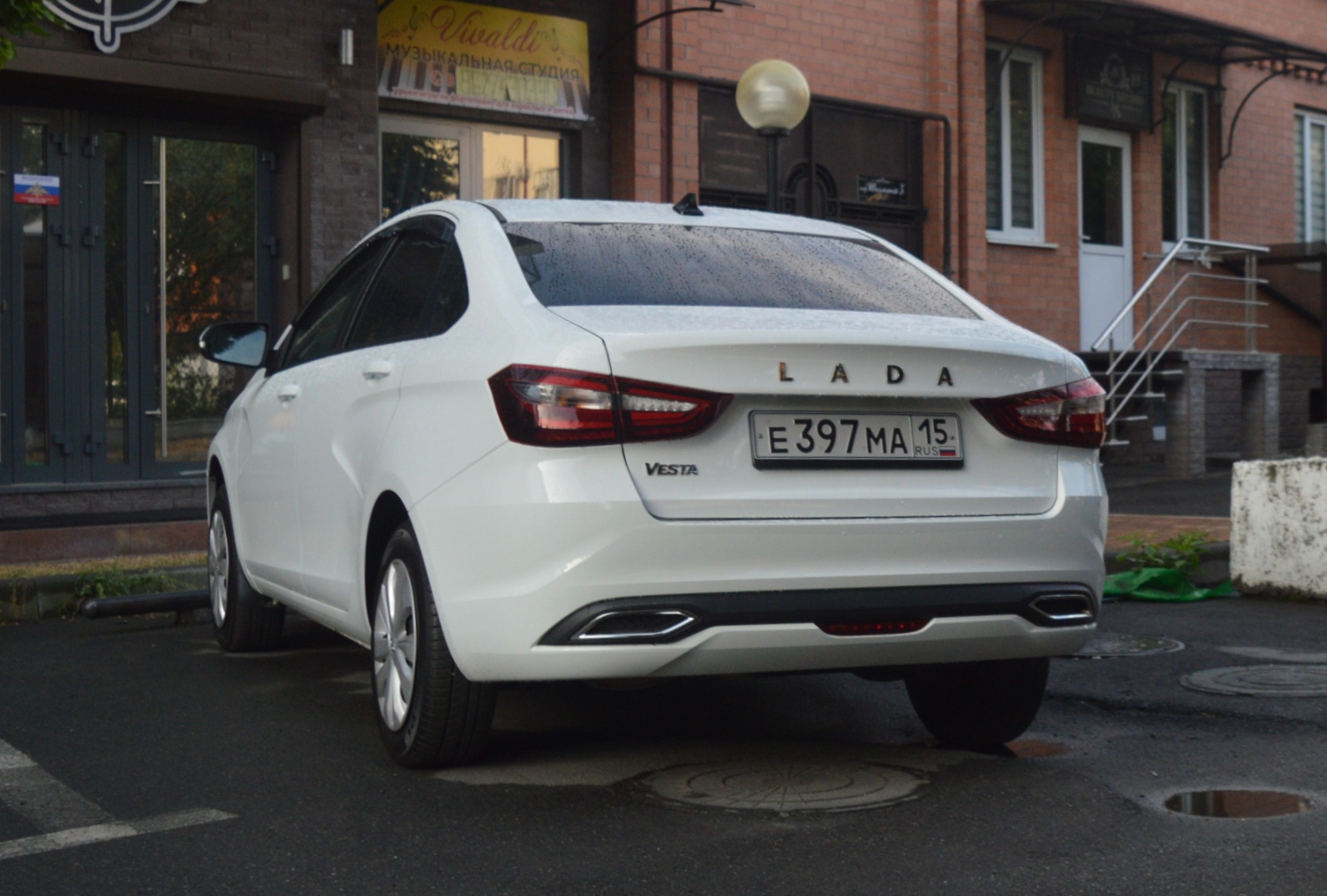 е 397 ма 15, Lada (VAZ) Vesta 