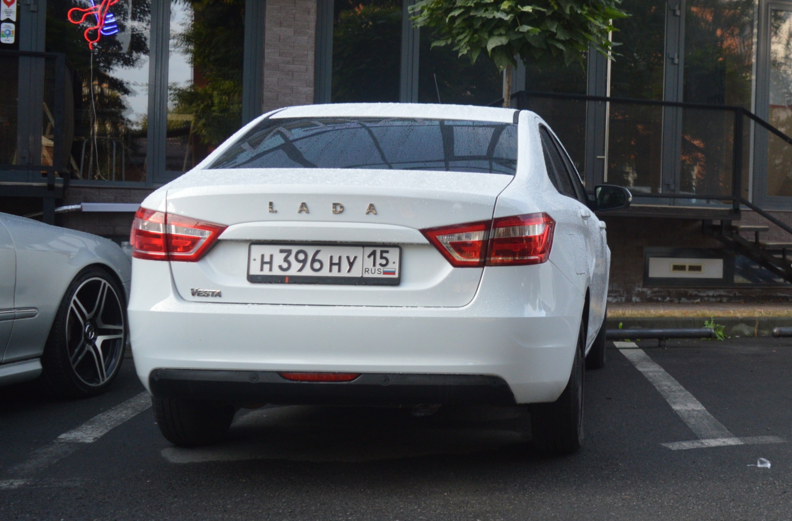 н 396 ну 15, Lada (VAZ) Vesta 