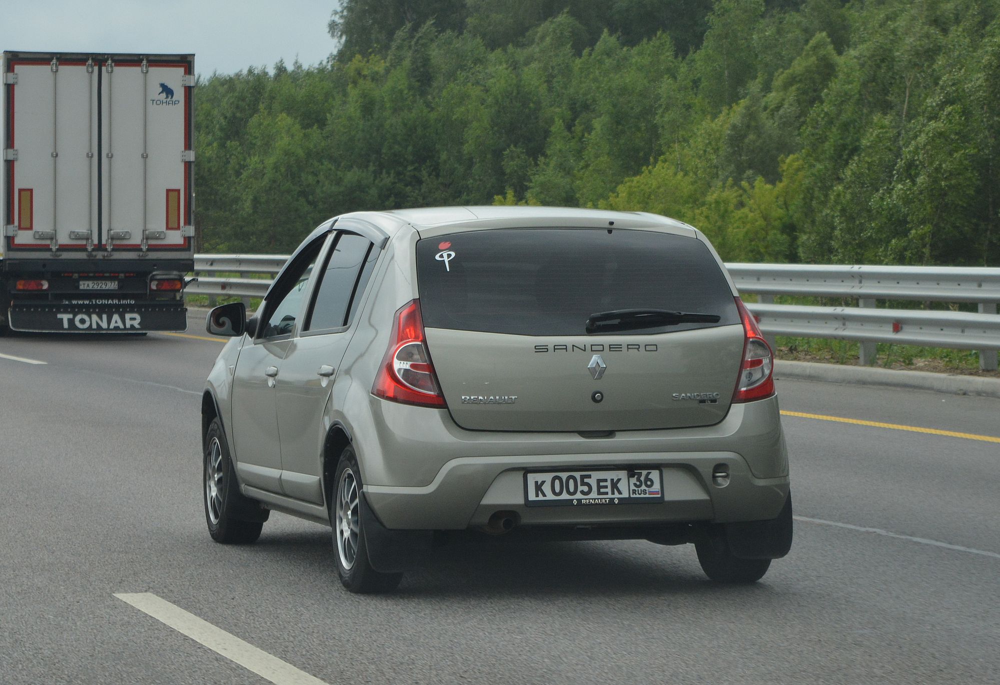 к 005 ек 36, Renault Sandero 