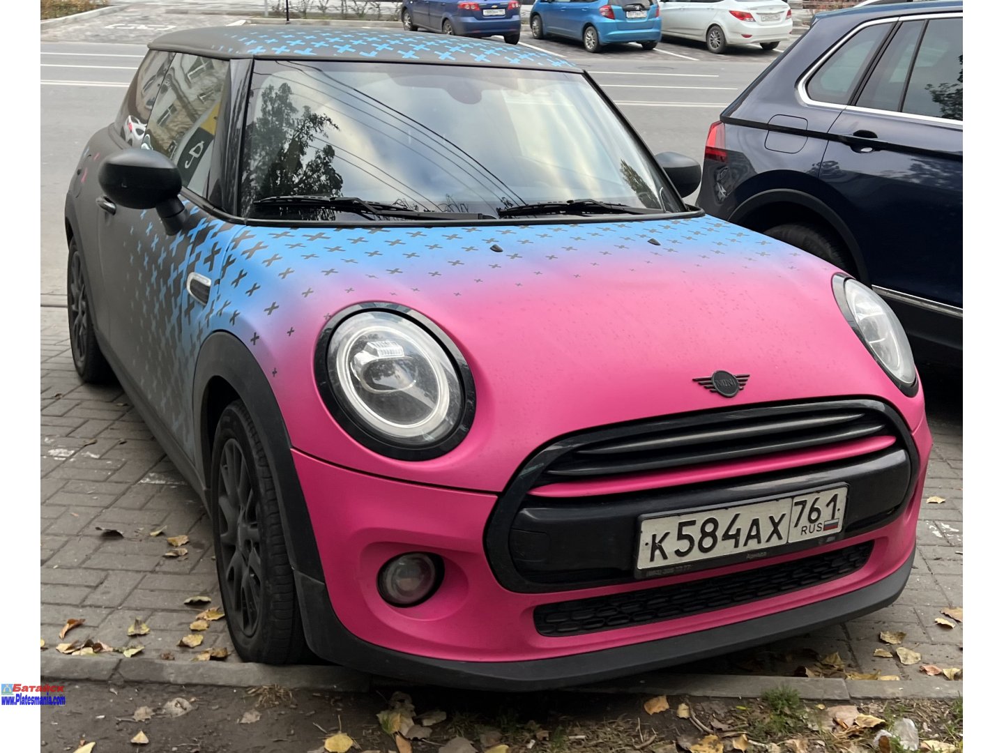 к 584 ах 761, MINI Hatch 