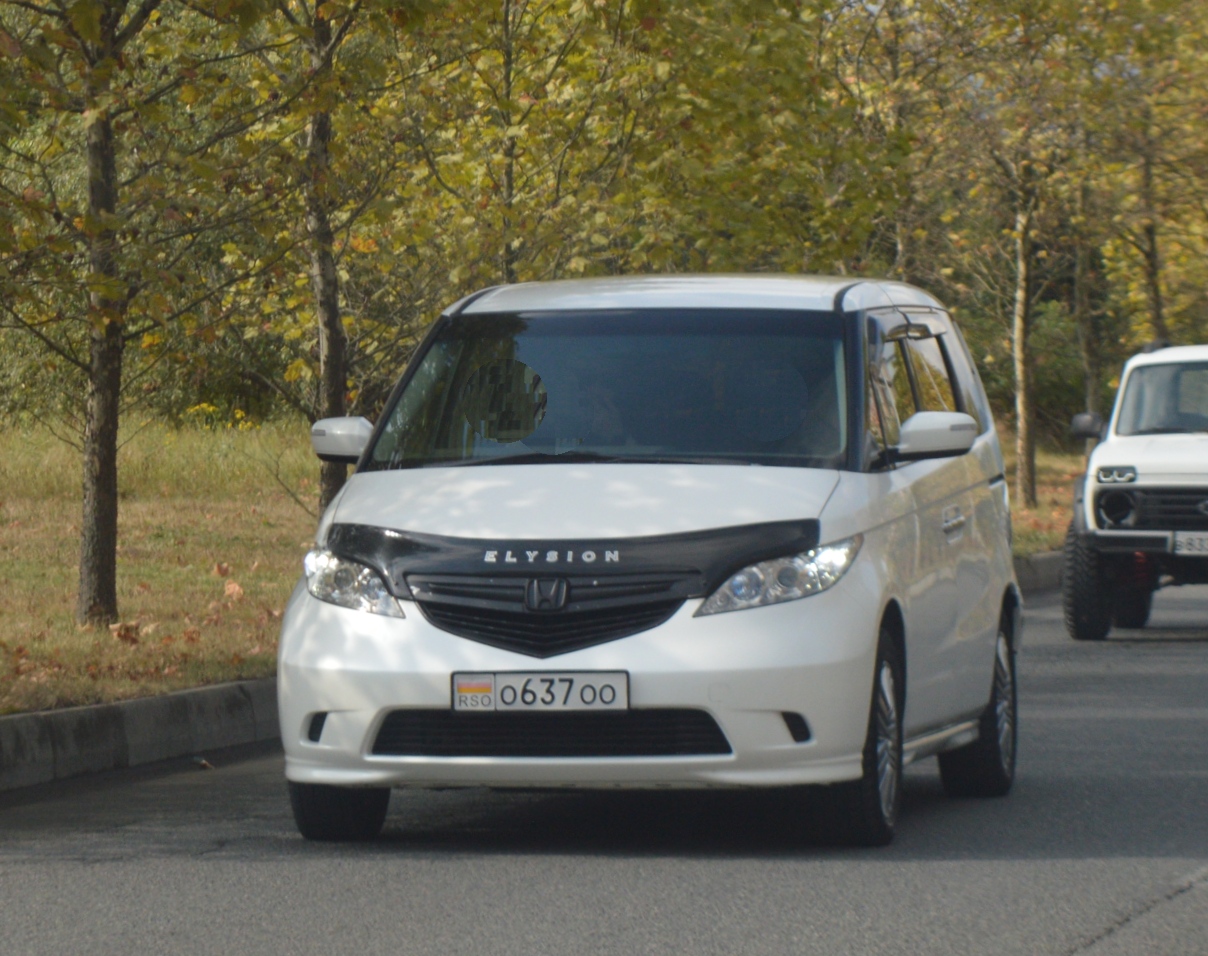 о 637 оо, Honda Elysion 