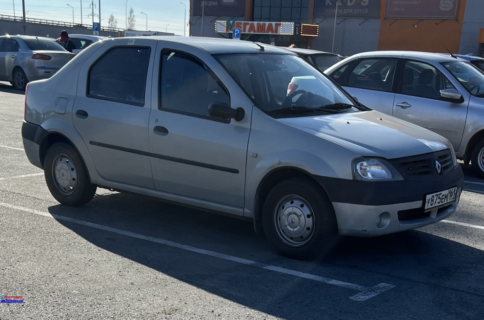 у 875 ем 161, Renault Logan 1st gen Sedan (LS0*/LS1*), 2004–2009
