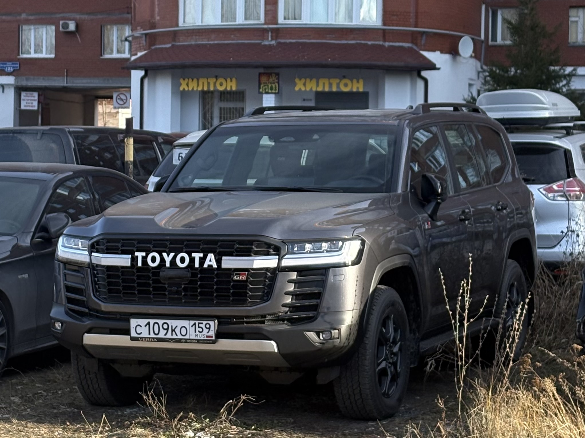с 109 ко 159, Toyota Land Cruiser 300 (J300), 2021–