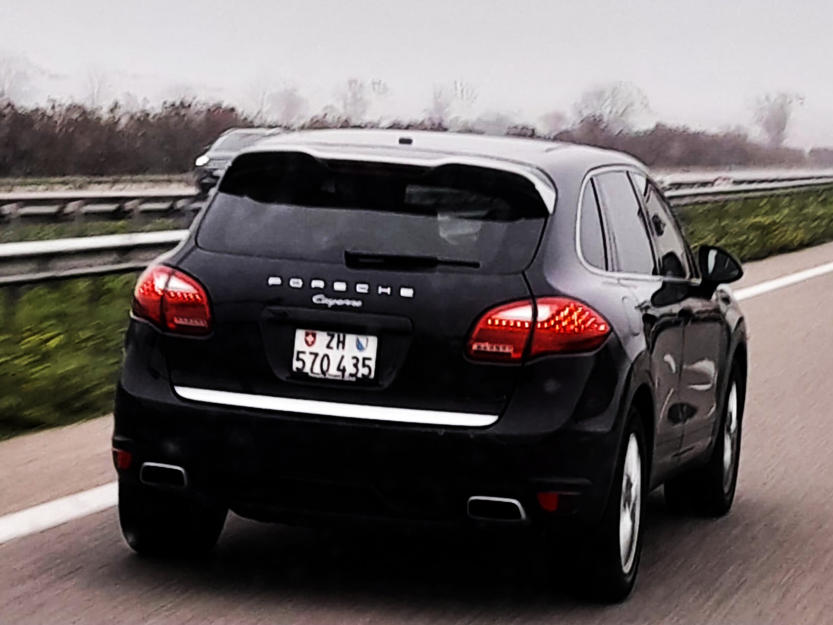 ZH 570435, Porsche Cayenne 2nd gen (958; 92A), 2010–2014