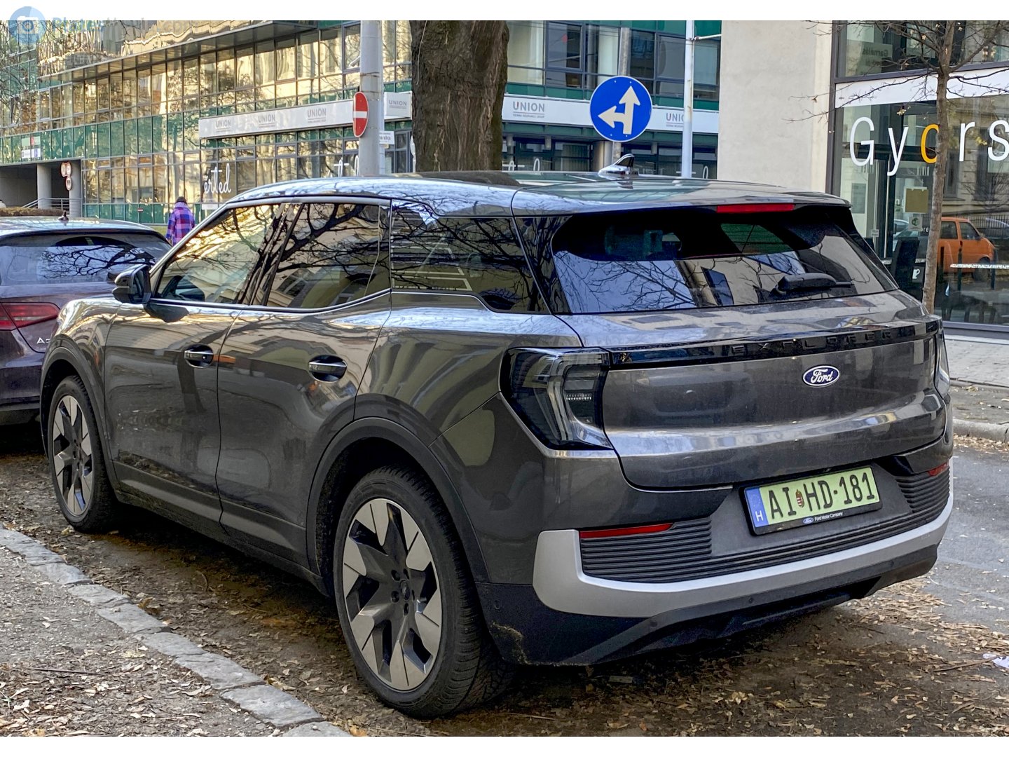 AI HD-181, Ford Explorer 7th gen EV (CX740; EU-market), 2024–