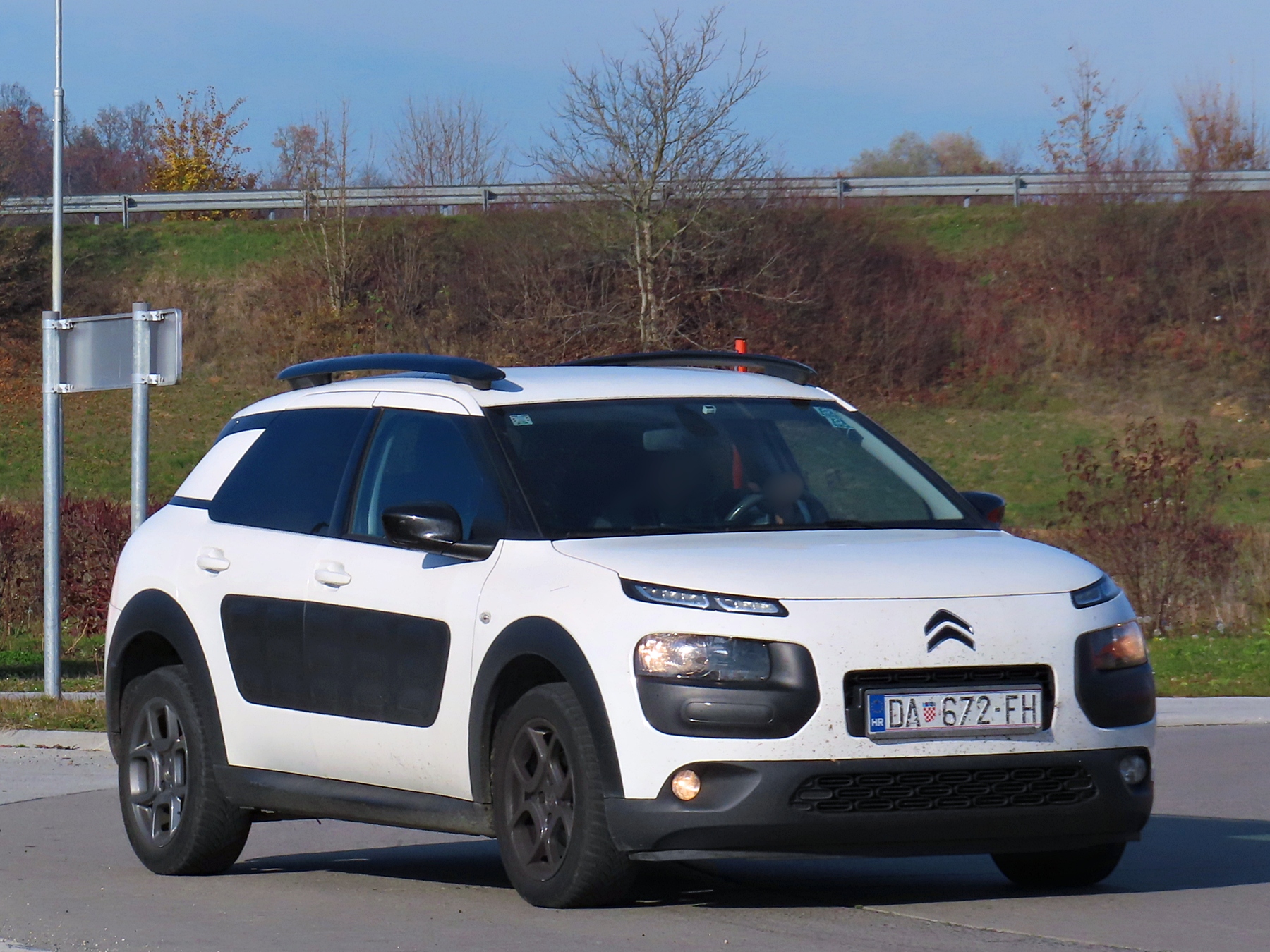 DA 672-FH, Citroёn C4 Cactus 1st gen (E3), 2014–2018