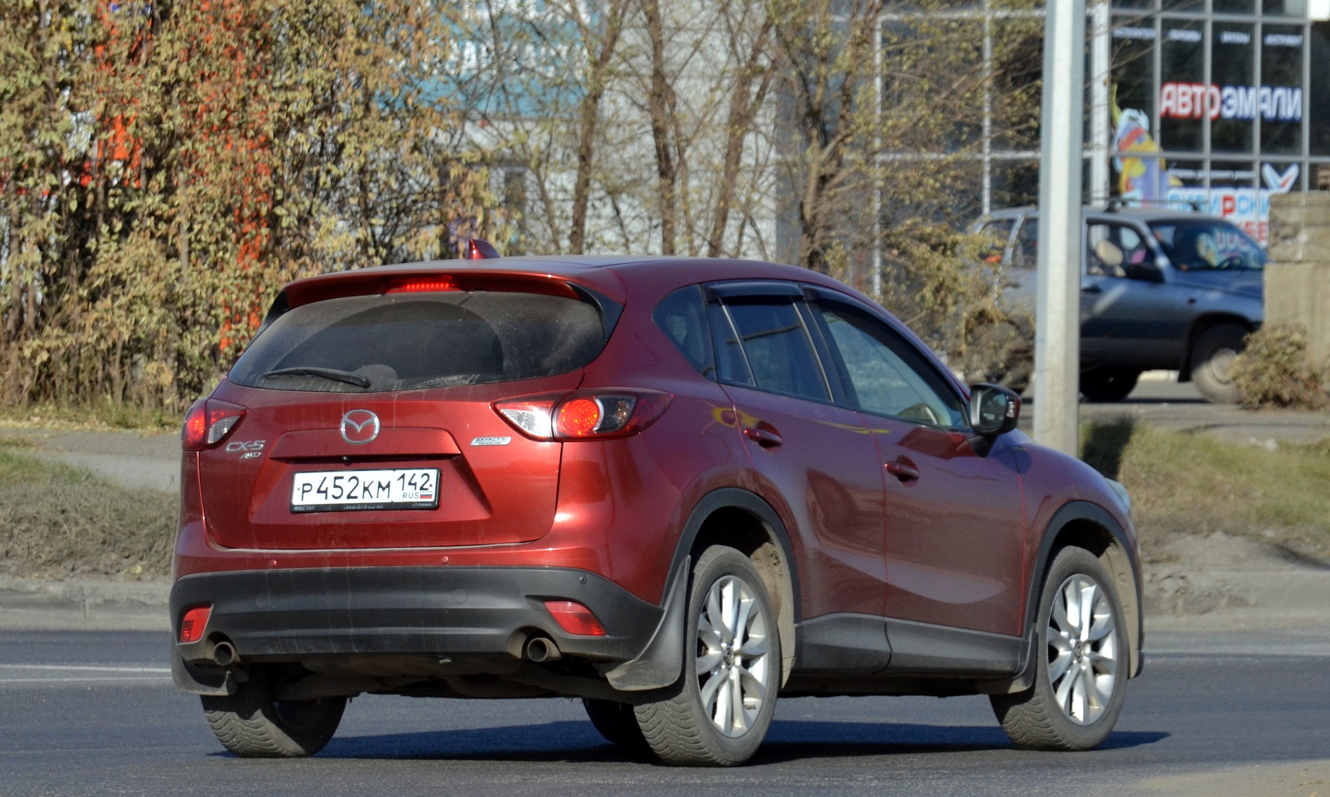 р 452 км 142, Mazda CX-5 1st gen (KE), 2011–2017