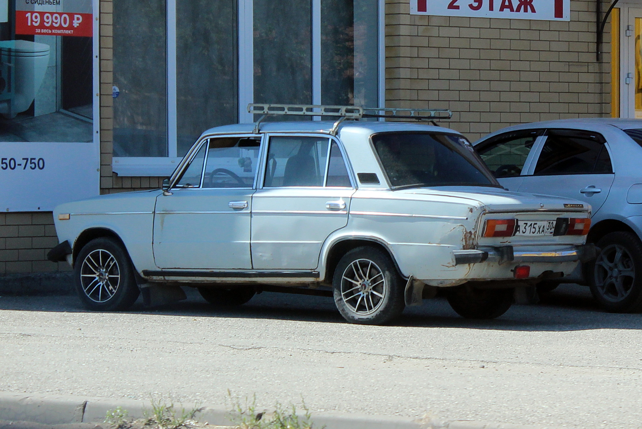 а 315 ха 30, Lada (VAZ) 2106 Жигули (1300/ 1500 /1600), 1976–2006
