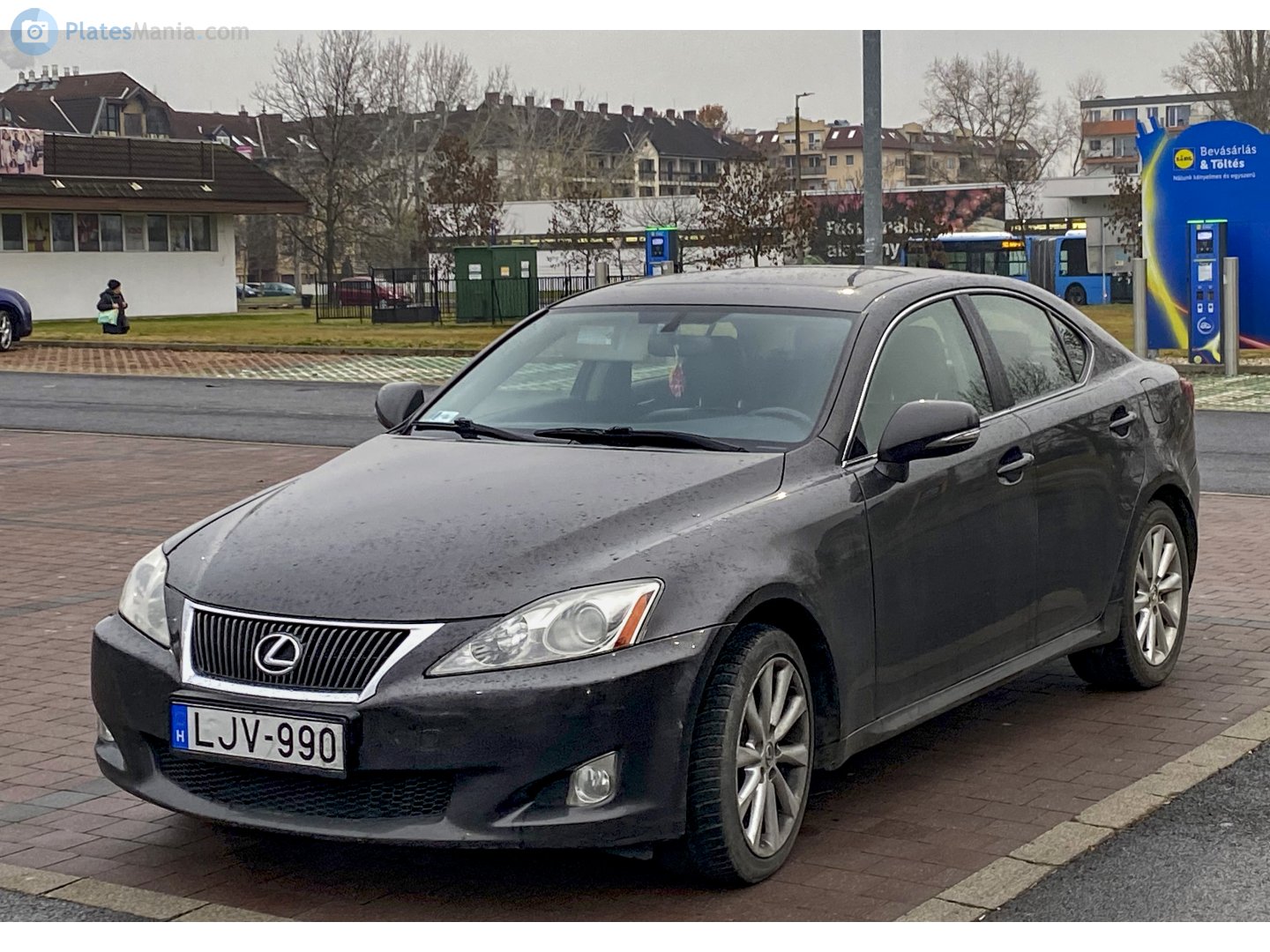 LJV-990, Lexus IS 2nd gen Sedan (XE20), 2005–2013