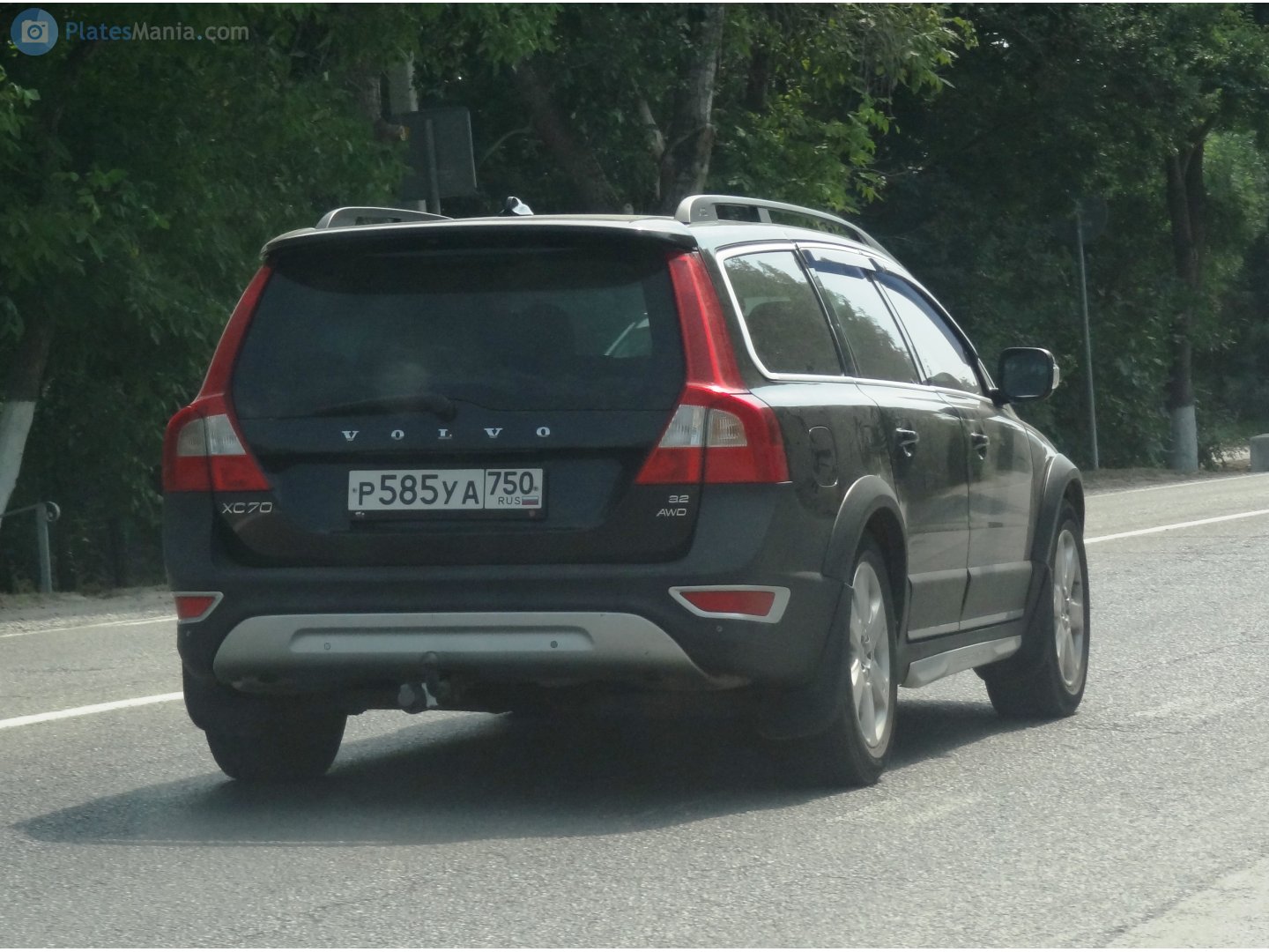 р 585 уа 750, Volvo XC70 2nd gen (136), 2007–2013