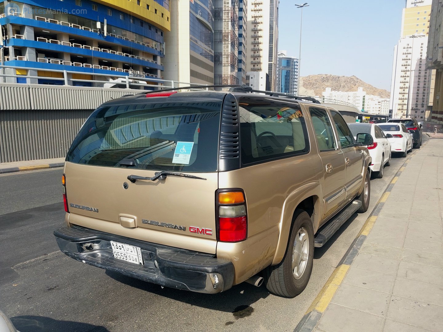 9559 AAA, GMC Suburban 9th gen (GMT830; Middle East-Market), 1999­–2005