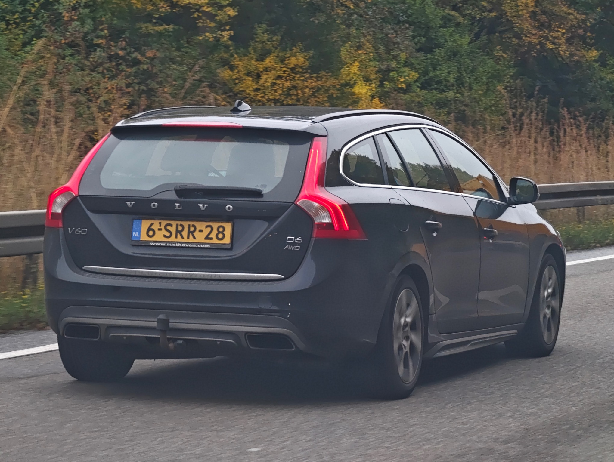 6-SRR-28, Volvo V60 1st gen (155/157), 2010–2018