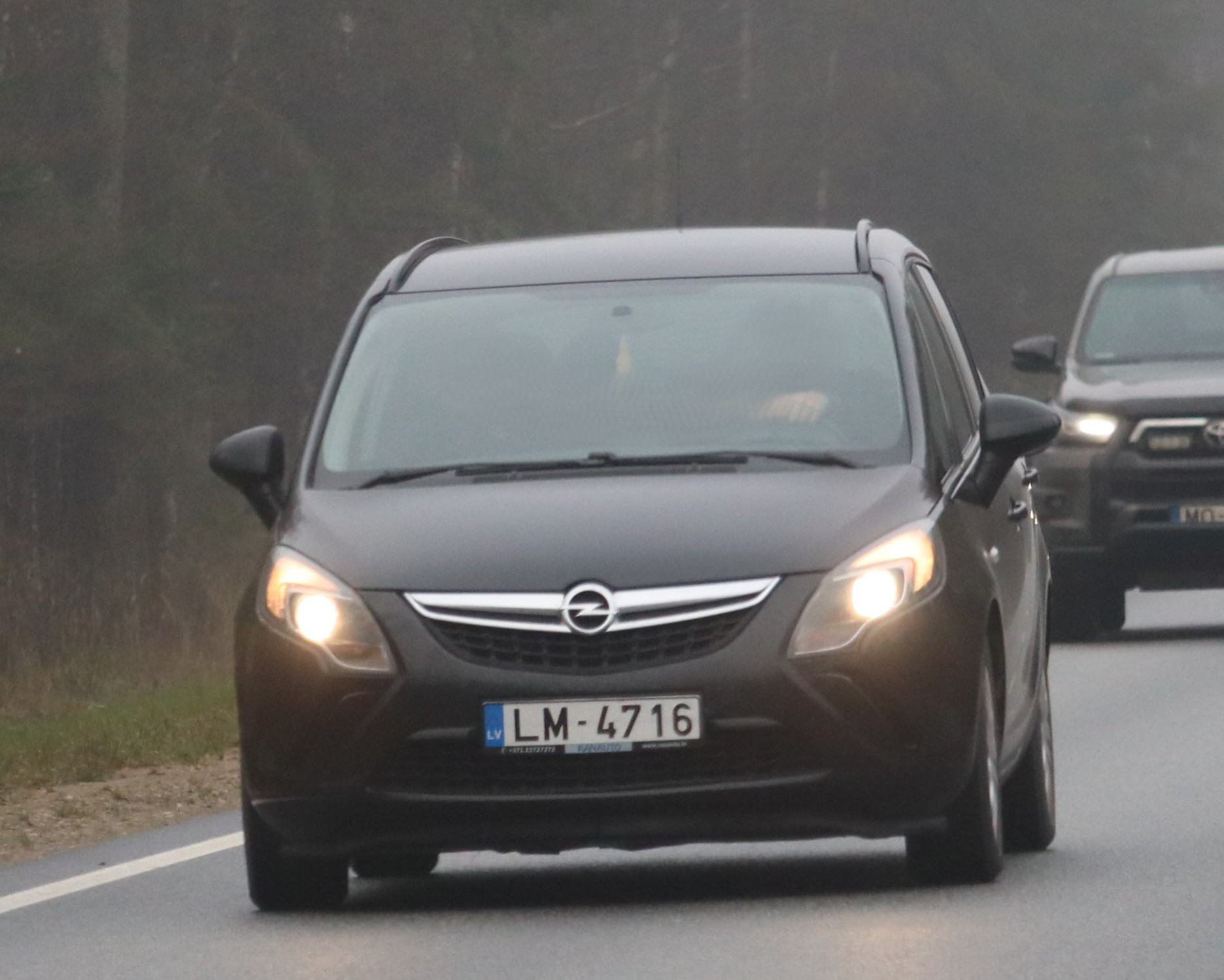 LM-4716, Opel Zafira 3rd gen Tourer (C; P12), 2011–2016