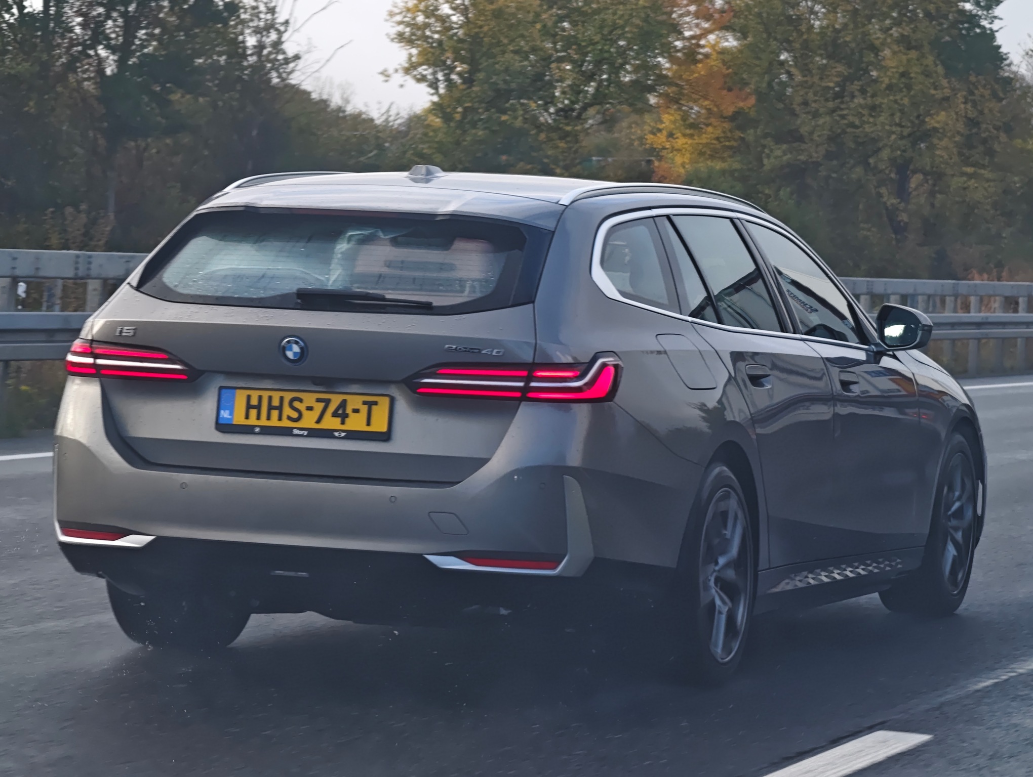 HHS-74-T, BMW i5 1st gen Touring (G61), 2024–