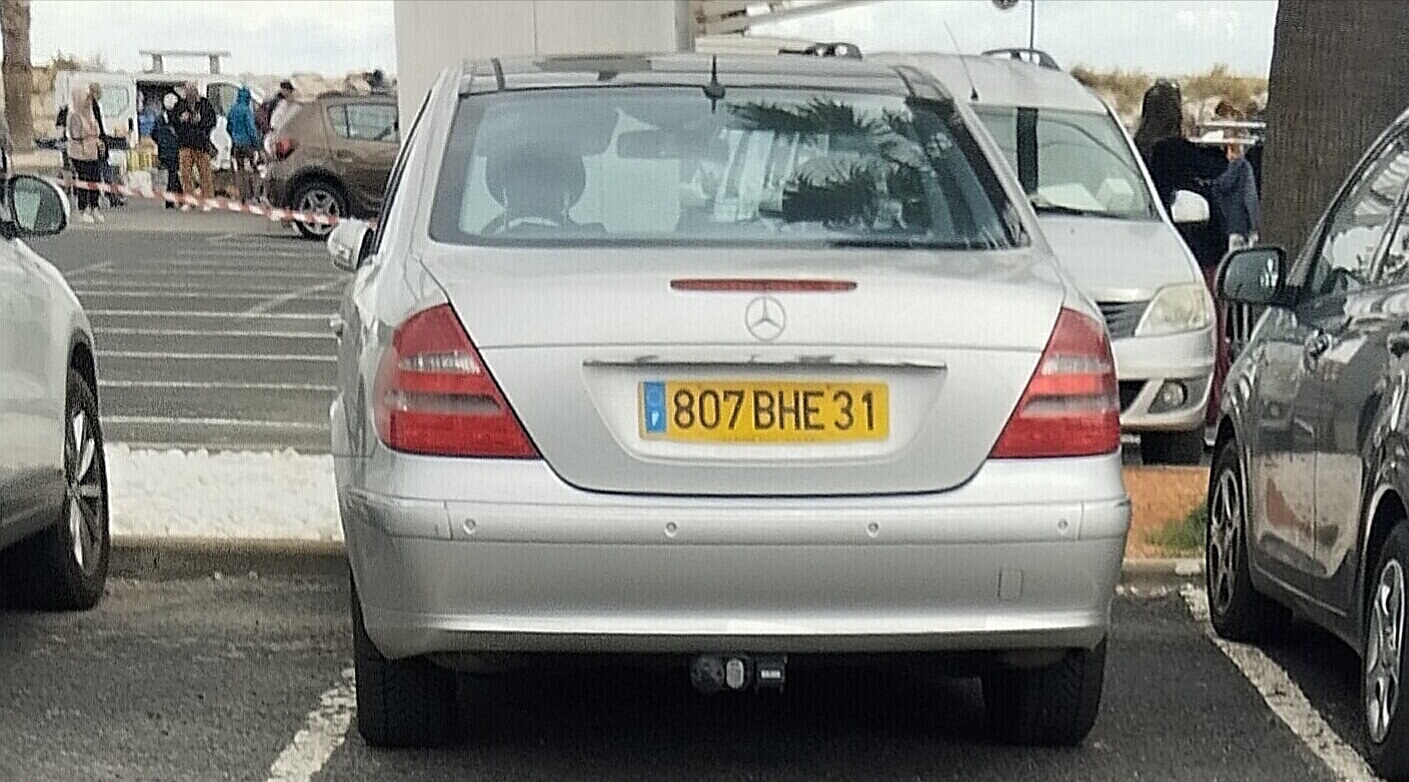 807 BHE 31, Mercedes-Benz E-Klasse 3rd gen Sedan (W211), 2002­–2009