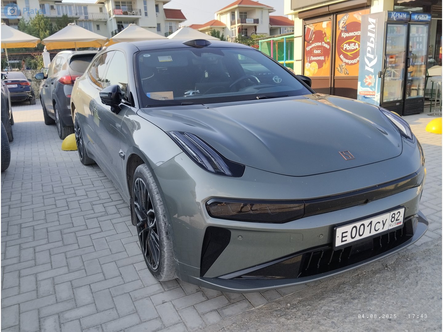 е 001 су 82, Zeekr 001 