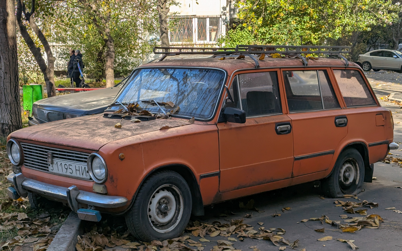 з 1195 НИ, Lada (VAZ) 2102 Жигули (1200 / 1300 / 1500 / Kombi), 1971–1986
