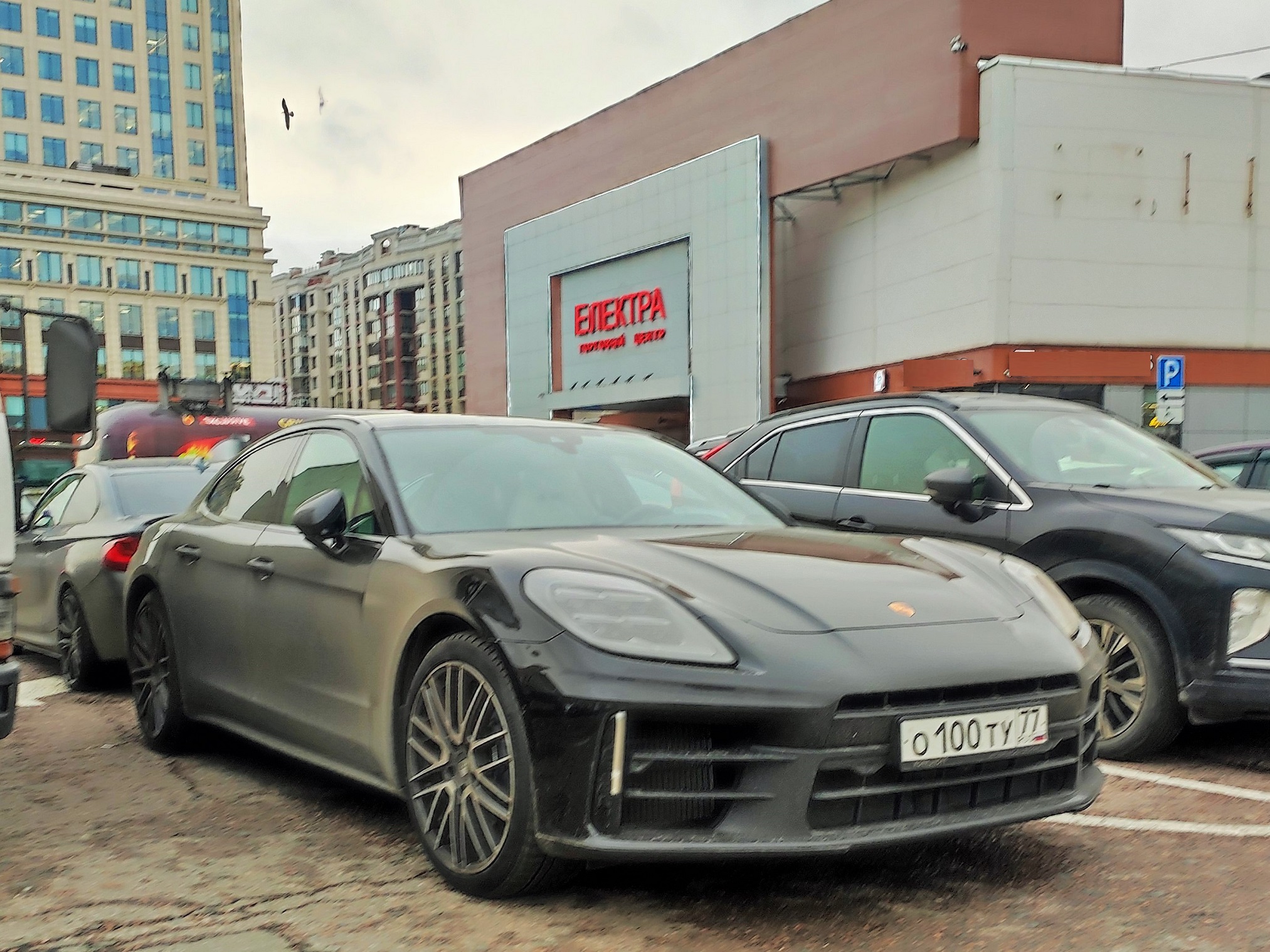 о 100 ту 77, Porsche Panamera 2nd gen Sport Turismo (971), 2017–2023