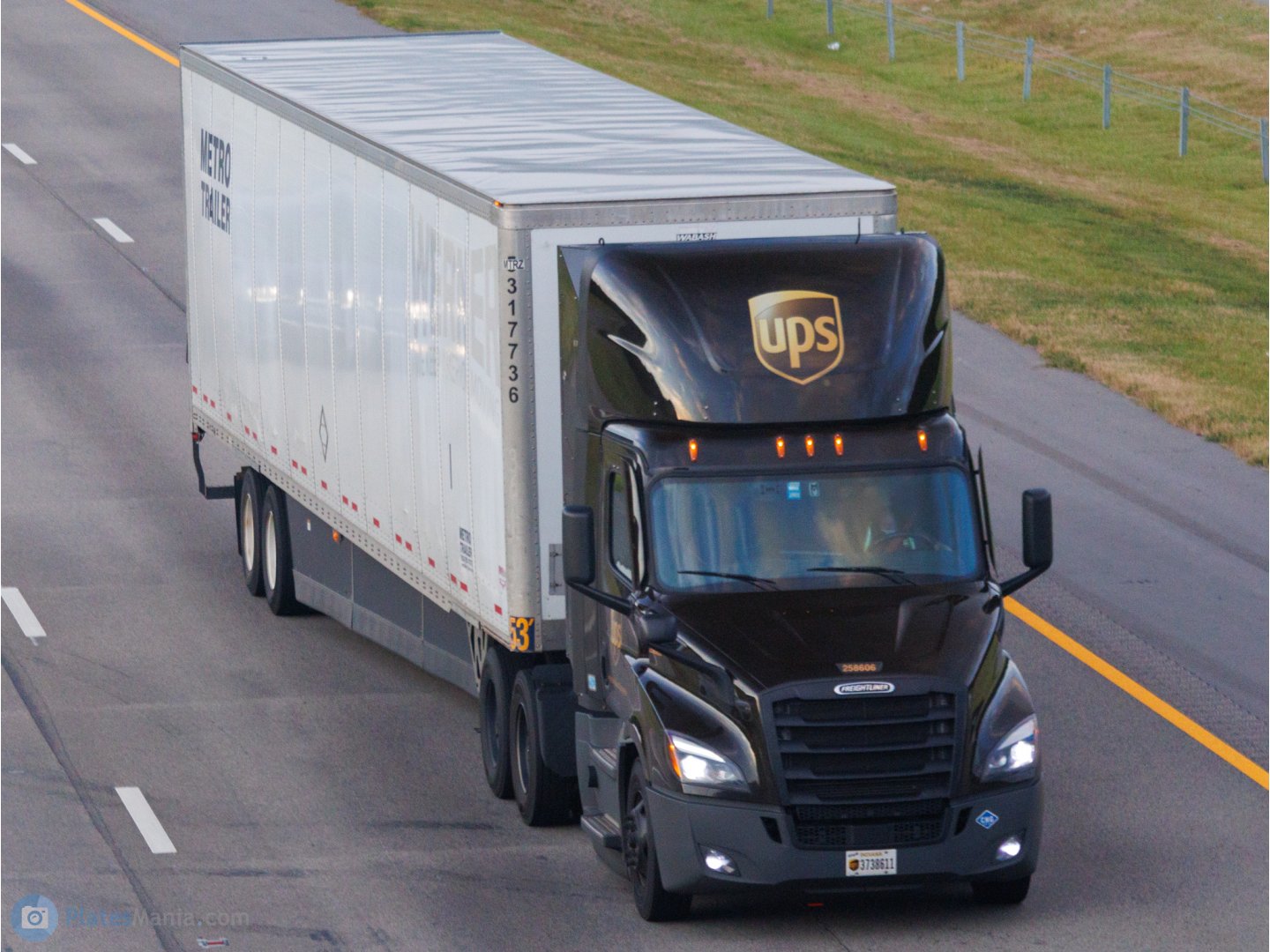 3738611, Freightliner Cascadia 3rd/4th gen New Cascadia (2017–)