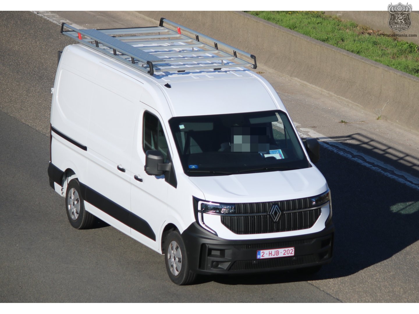 2-HJB-202, Renault Master 4th gen Van (XDD), 2024–