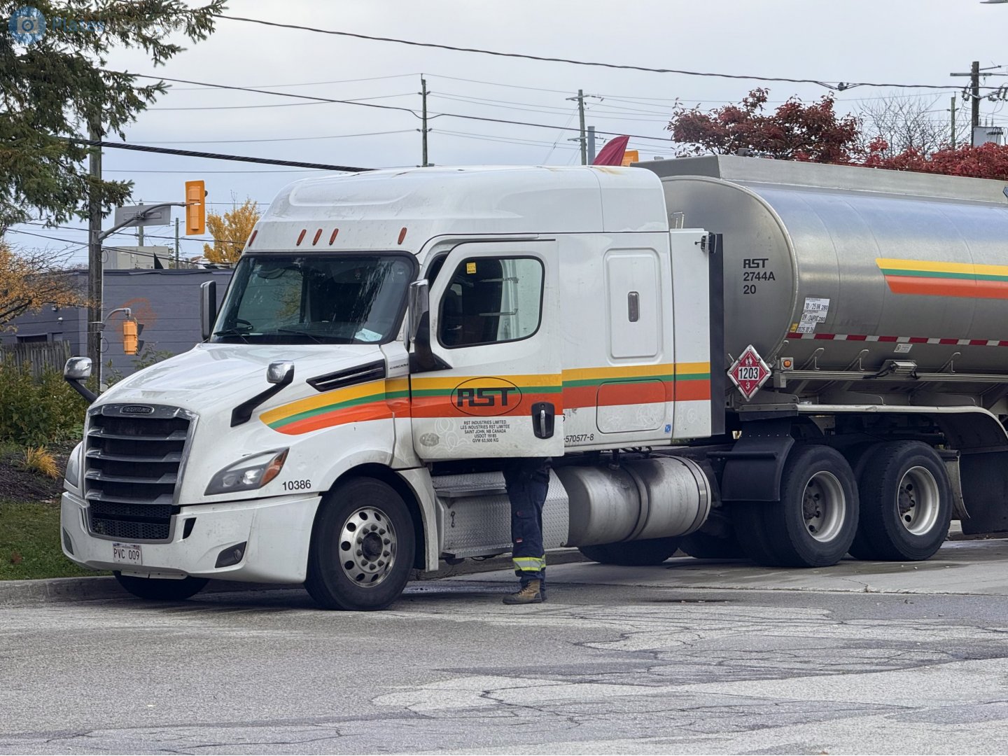 PVC 009, Freightliner Cascadia 3rd/4th gen New Cascadia (2017–)