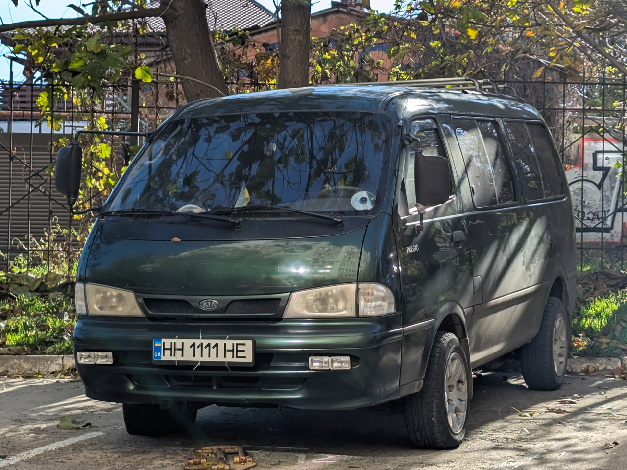 HH 1111 HE, Kia Pregio 1st gen, 1995–2003